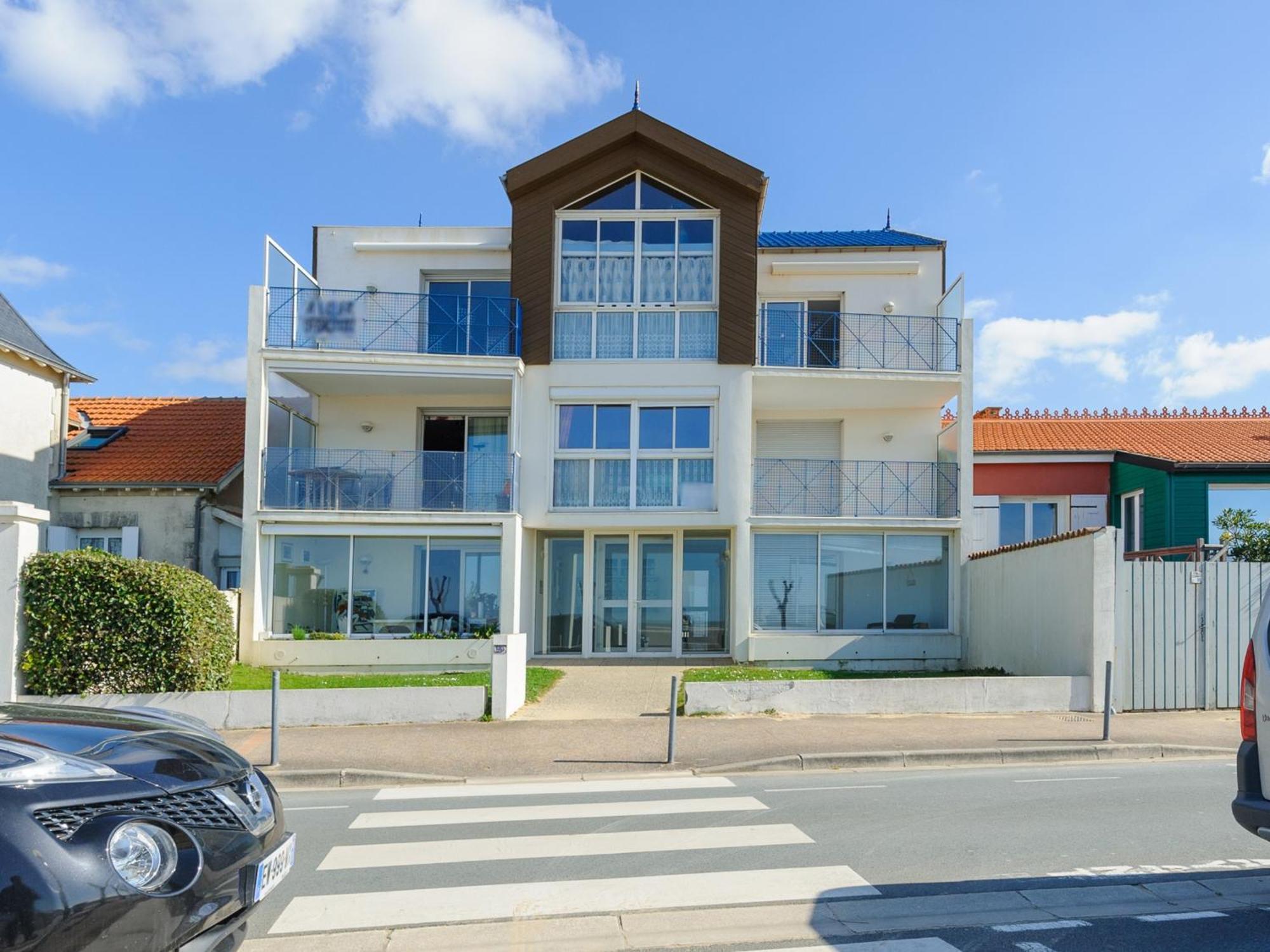 Appartement T2 A 50M De La Plage, Balcon, Wifi, Tout Confort, 4 Pers, Chatelaillon-Plage - Fr-1-535-9 Ngoại thất bức ảnh